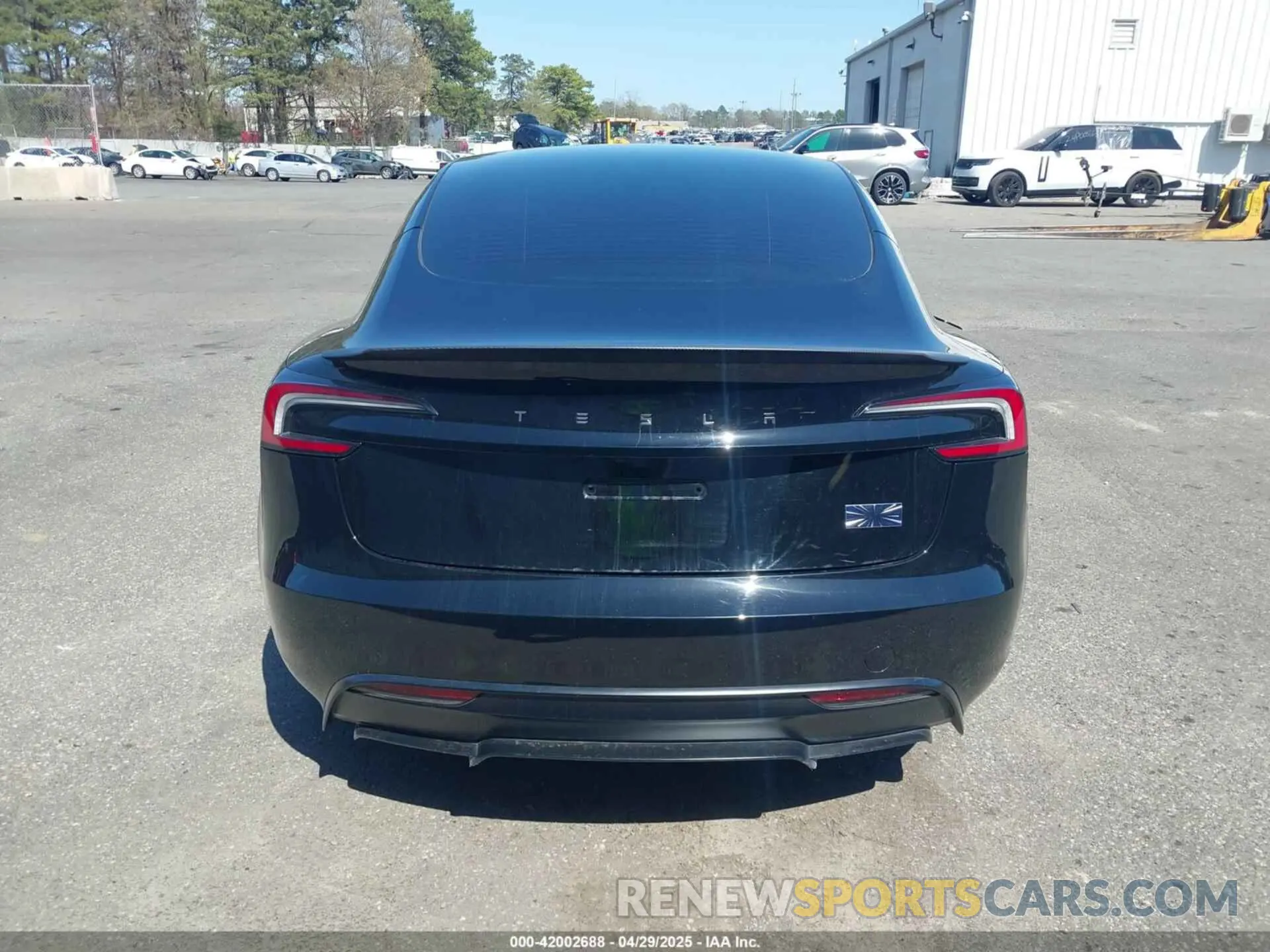 15 fotografías del automóvil dañado 5YJ3E1ET0SF933067 TESLA MODEL 3 2025