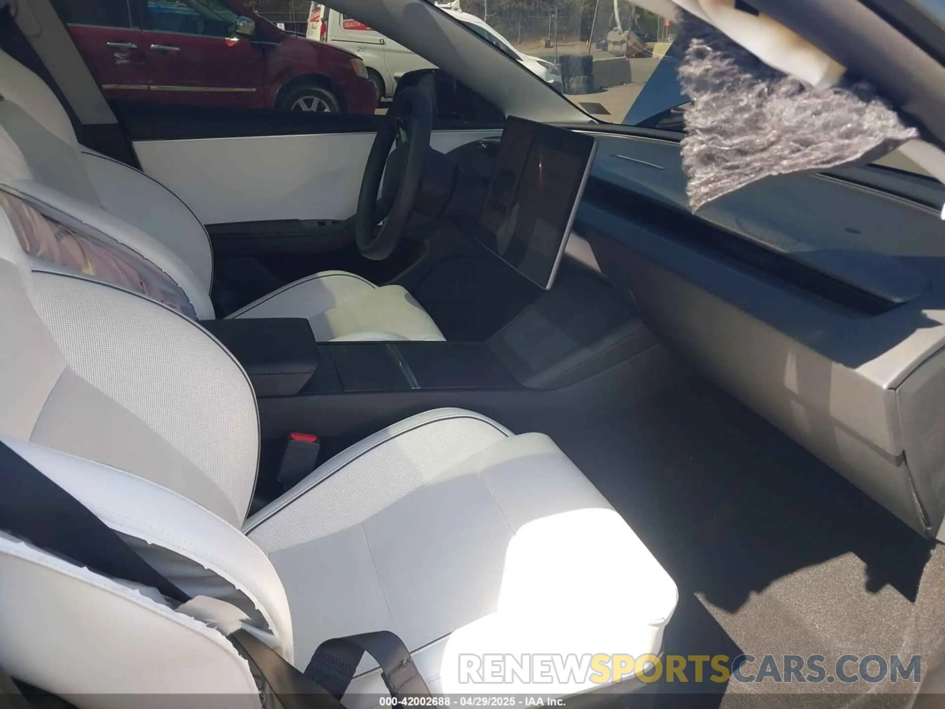 5 fotografías del automóvil dañado 5YJ3E1ET0SF933067 TESLA MODEL 3 2025