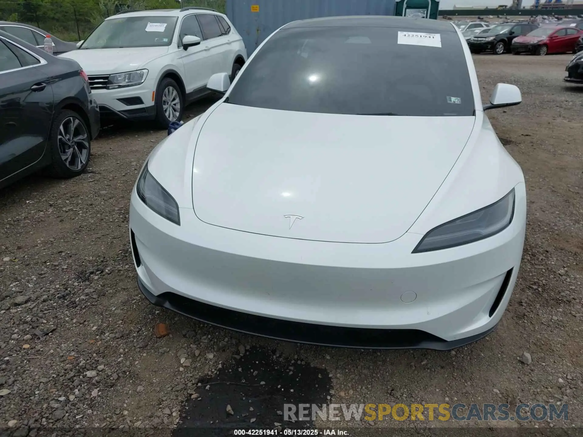 12 fotografías del automóvil dañado 5YJ3E1ET7SF939383 TESLA MODEL 3 2025