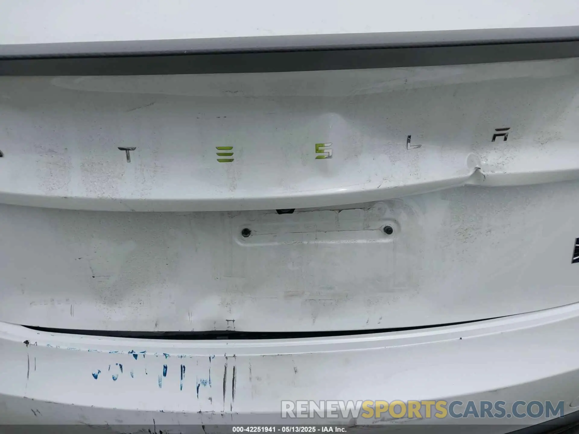 19 fotografías del automóvil dañado 5YJ3E1ET7SF939383 TESLA MODEL 3 2025