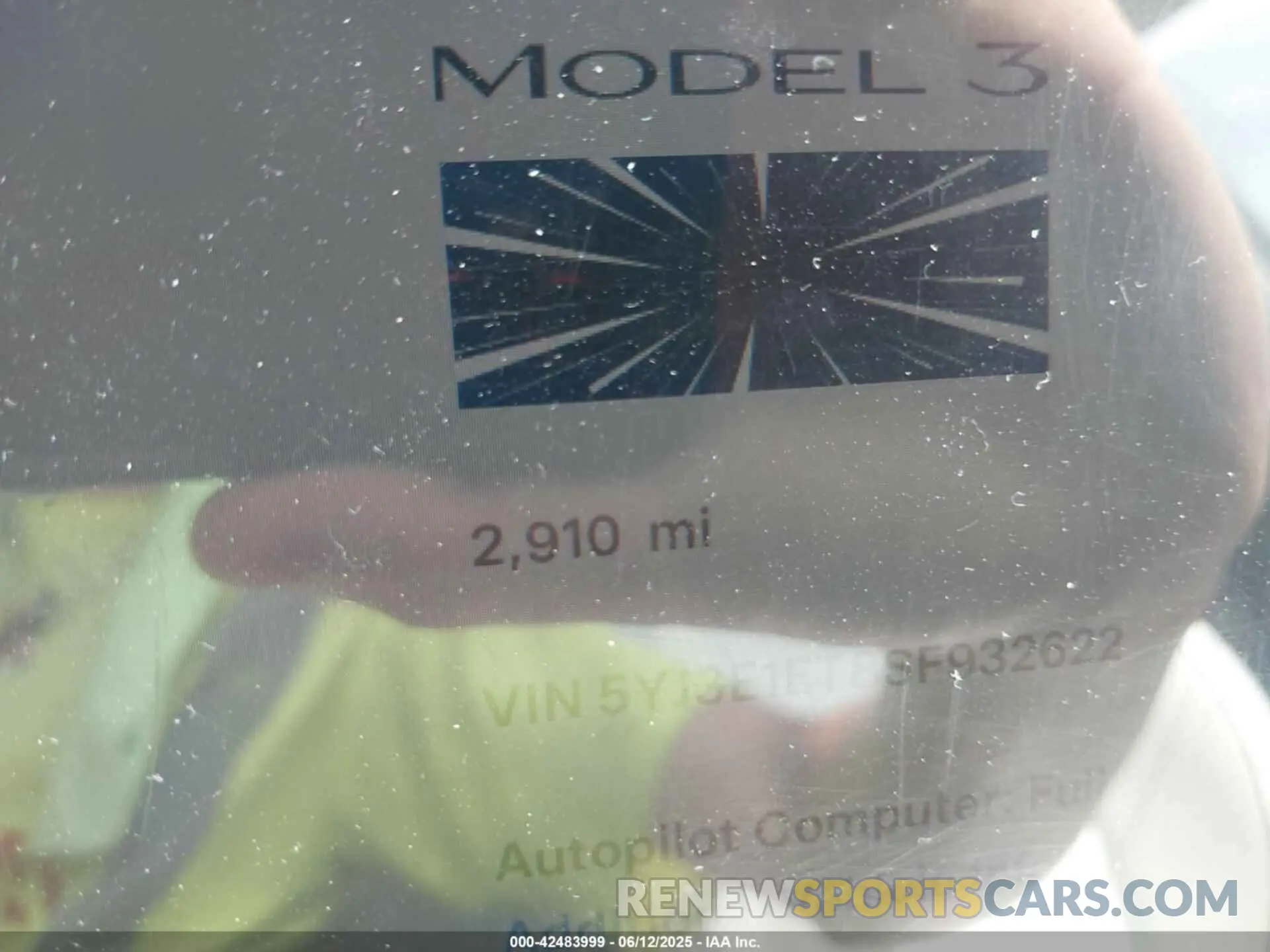 15 fotografías del automóvil dañado 5YJ3E1ET8SF932622 TESLA MODEL 3 2025