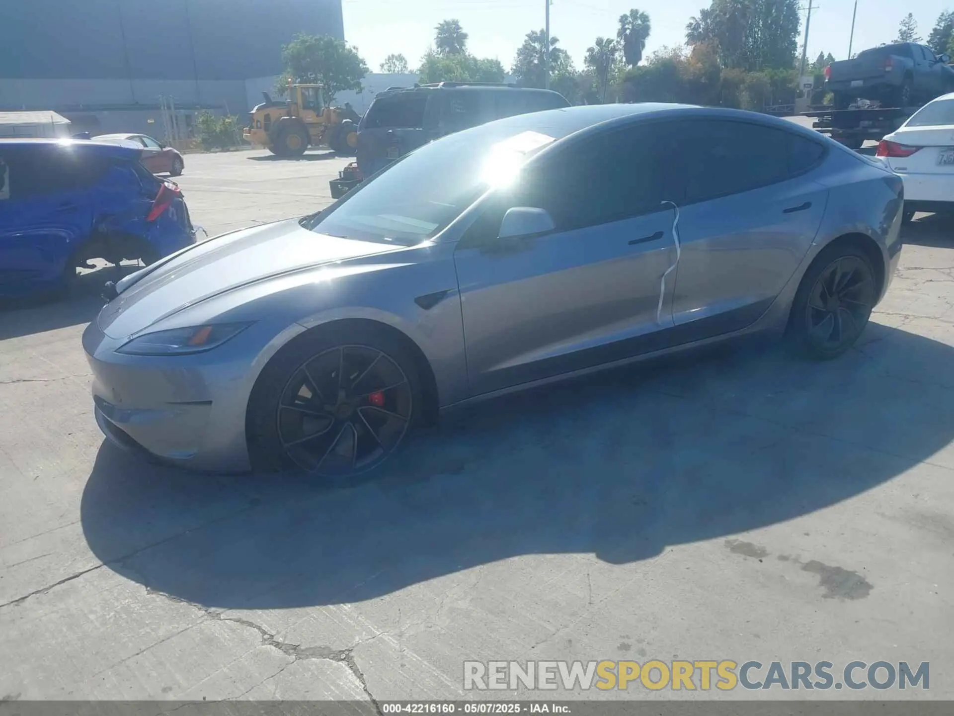 2 fotografías del automóvil dañado 5YJ3E1ETXSF941483 TESLA MODEL 3 2025