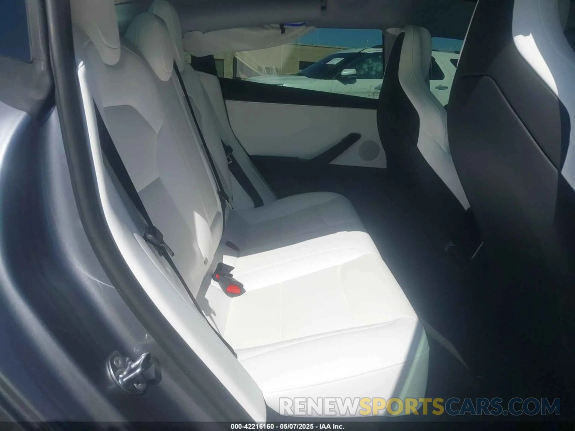 8 fotografías del automóvil dañado 5YJ3E1ETXSF941483 TESLA MODEL 3 2025