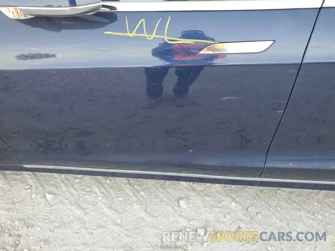12 fotografías del automóvil dañado 5YJSA1E24KF330153 TESLA MODEL S 2019