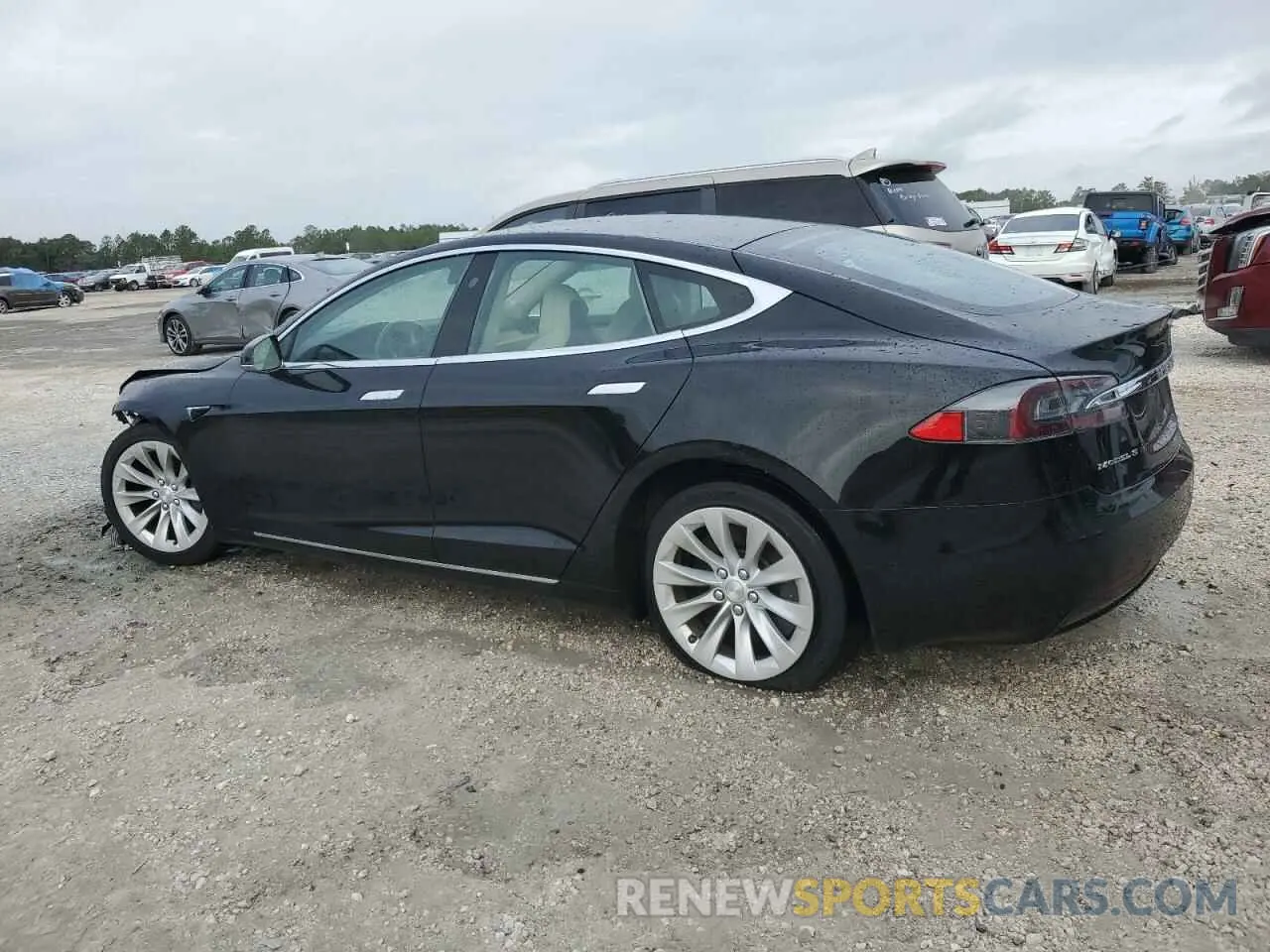 2 fotografías del automóvil dañado 5YJSA1E28KF299828 TESLA MODEL S 2019