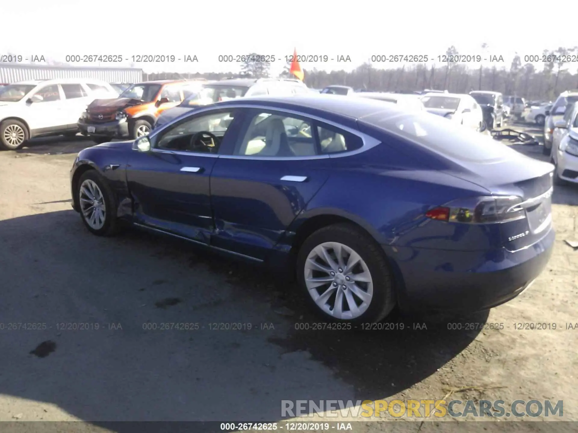 3 fotografías del automóvil dañado 5YJSA1E29KF305135 TESLA MODEL S 2019