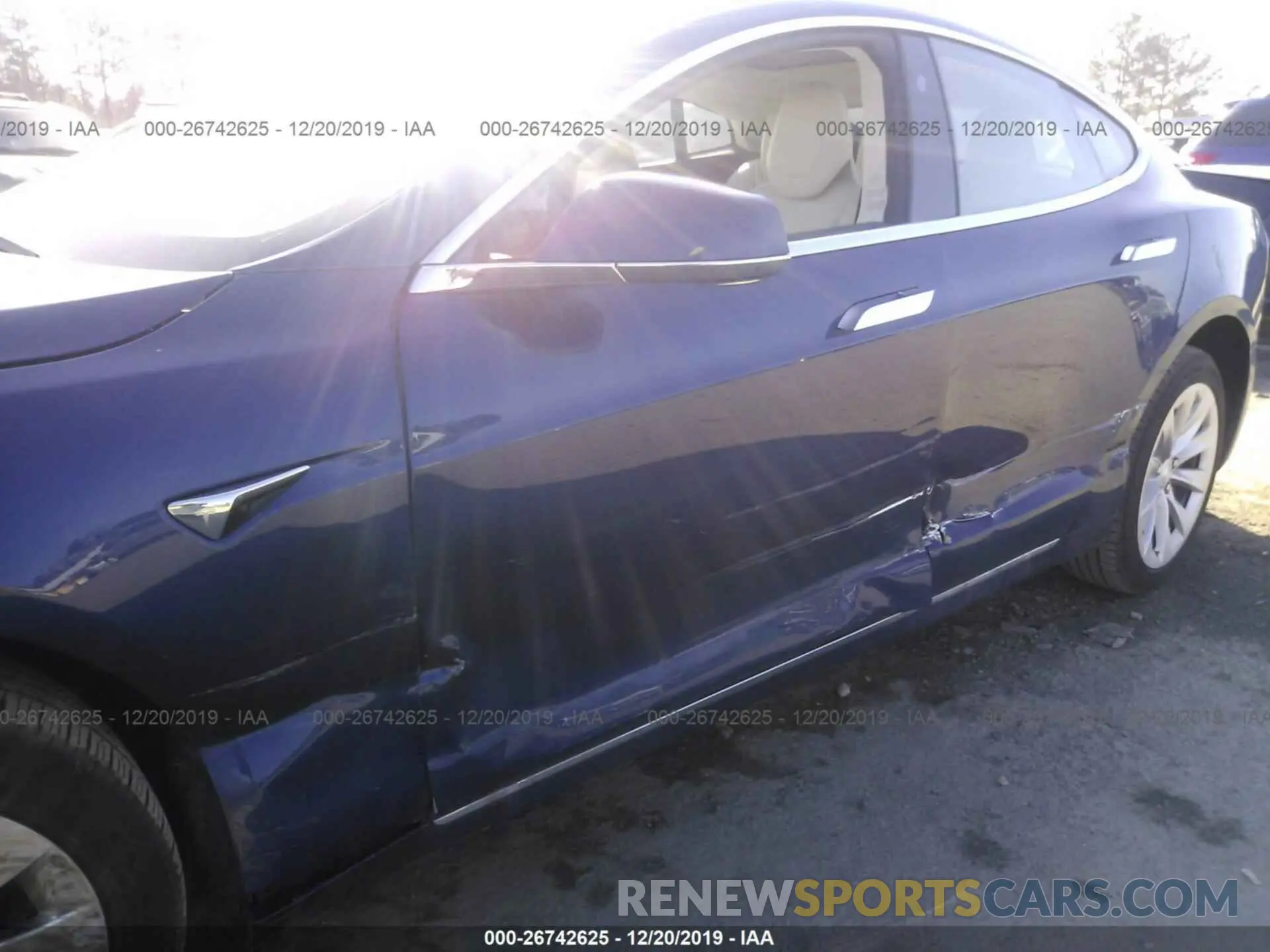6 fotografías del automóvil dañado 5YJSA1E29KF305135 TESLA MODEL S 2019