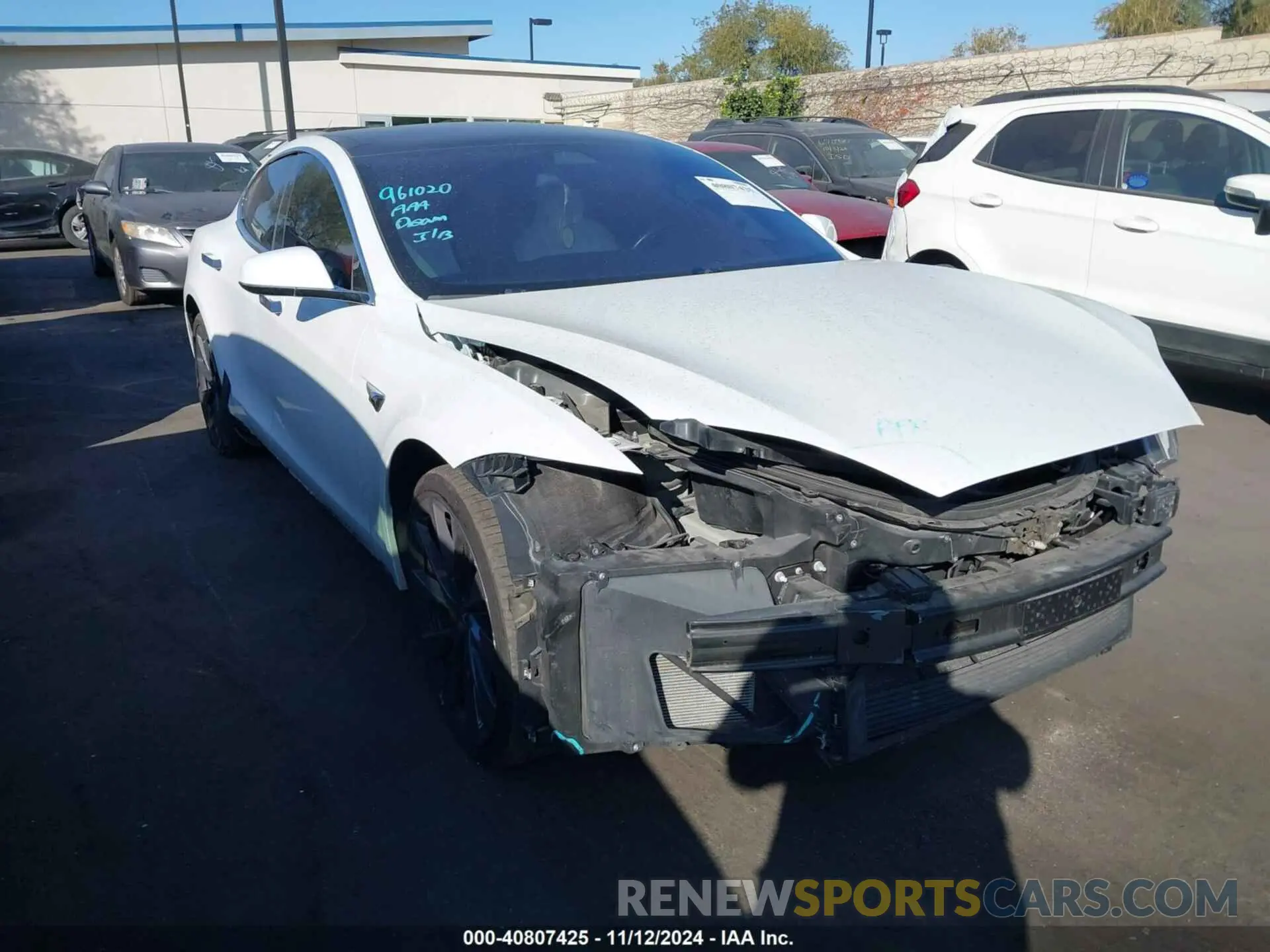 1 fotografías del automóvil dañado 5YJSA1E29KF309492 TESLA MODEL S 2019
