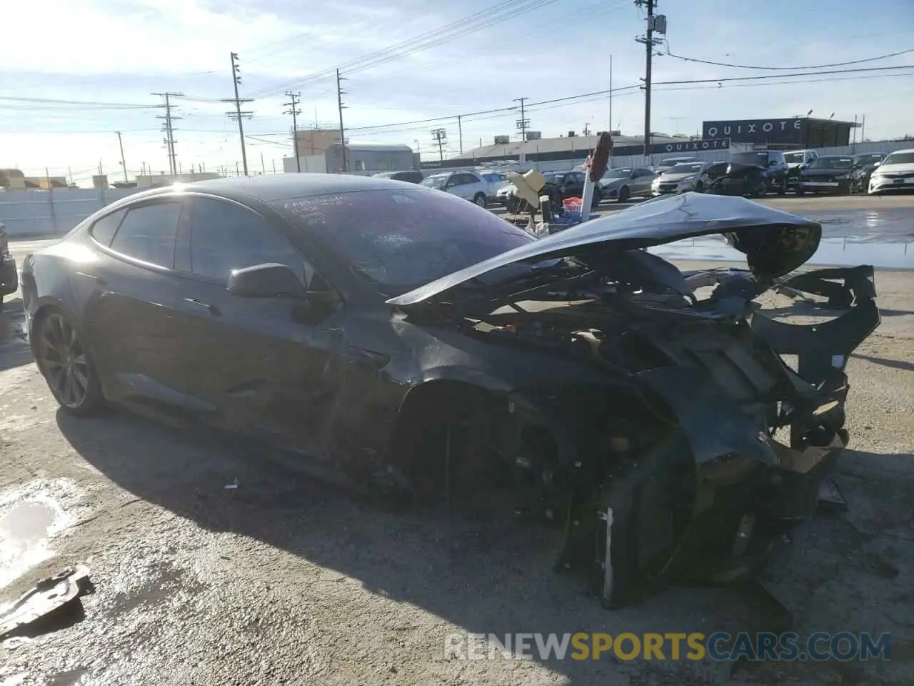 1 fotografías del automóvil dañado 5YJSA1E2XKF335082 TESLA MODEL S 2019
