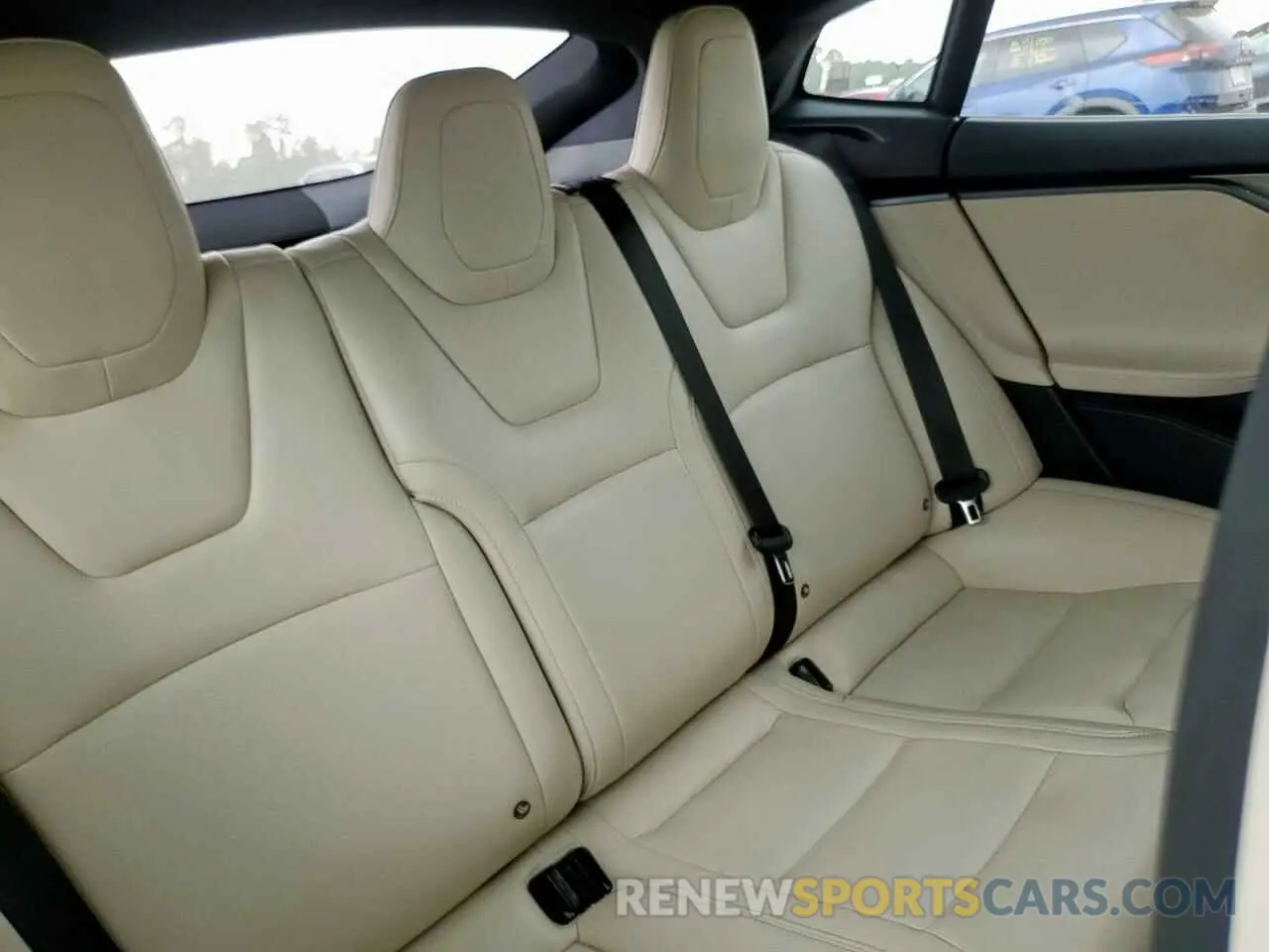 10 fotografías del automóvil dañado 5YJSA1E44KF349058 TESLA MODEL S 2019