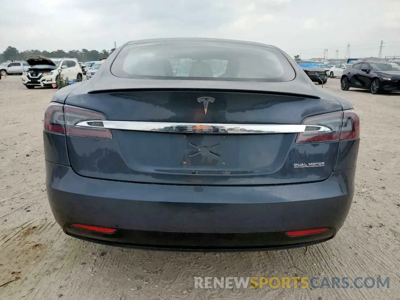 6 fotografías del automóvil dañado 5YJSA1E44KF349058 TESLA MODEL S 2019