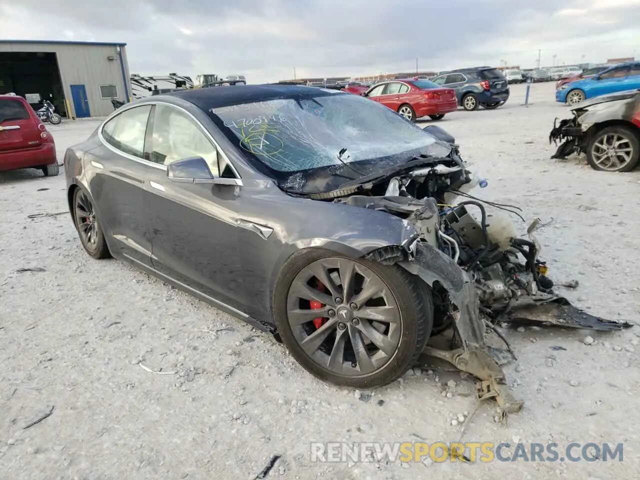 1 fotografías del automóvil dañado 5YJSA1E46KF348378 TESLA MODEL S 2019