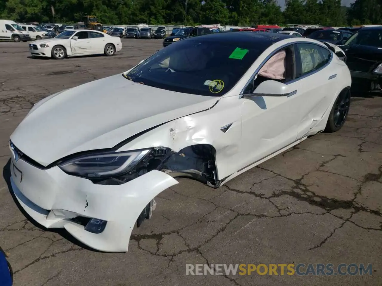 2 fotografías del automóvil dañado 5YJSA1E4XKF344172 TESLA MODEL S 2019