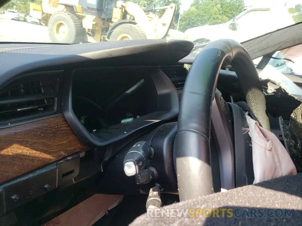 8 fotografías del automóvil dañado 5YJSA1E4XKF344172 TESLA MODEL S 2019