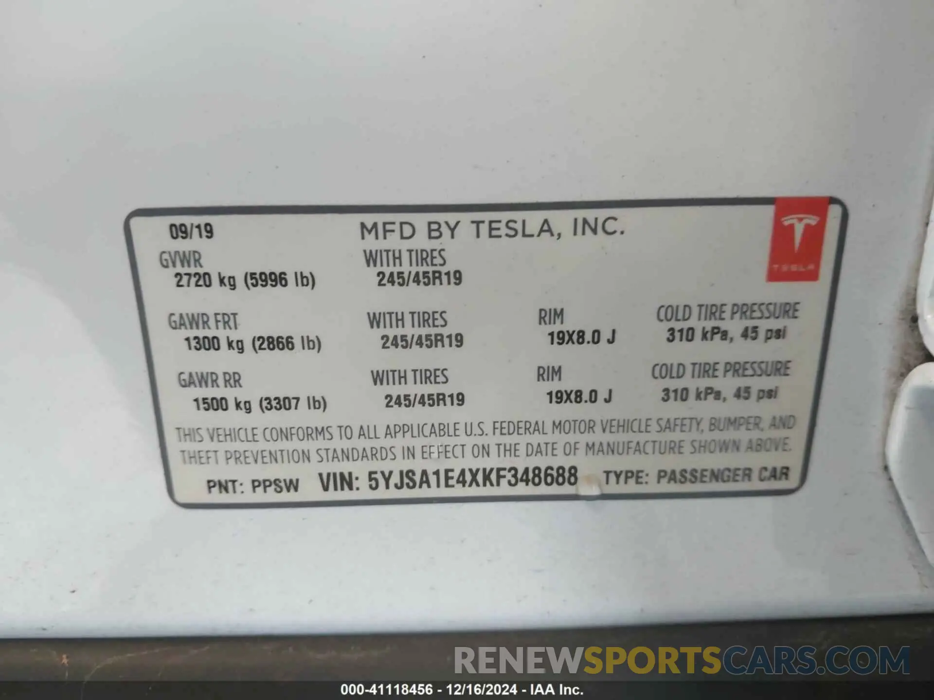 9 fotografías del automóvil dañado 5YJSA1E4XKF348688 TESLA MODEL S 2019