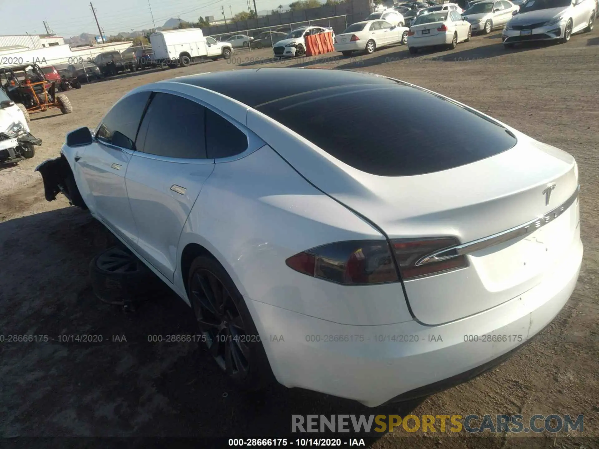3 fotografías del automóvil dañado 5YJSA1E21LF365315 TESLA MODEL S 2020