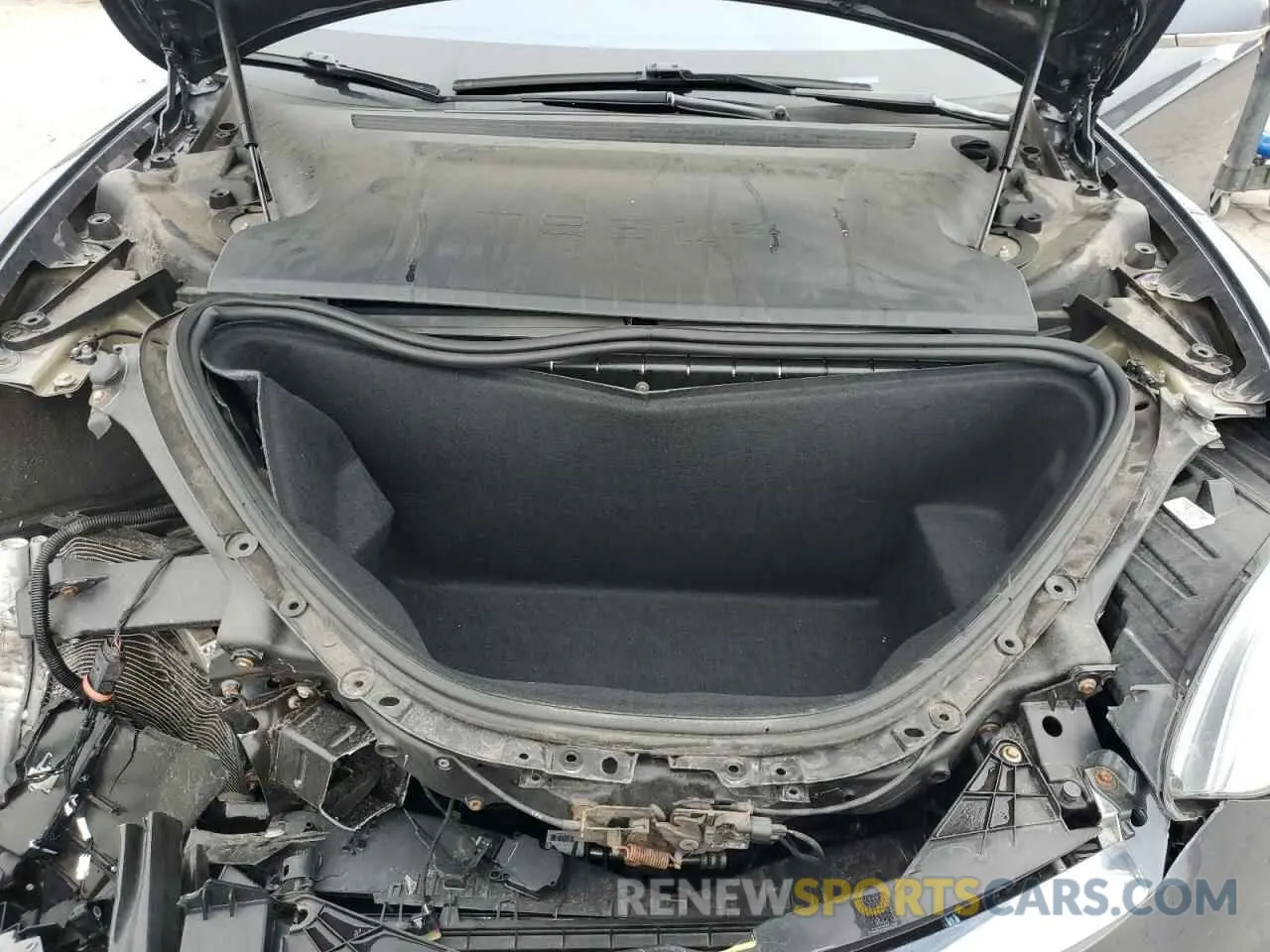 12 fotografías del automóvil dañado 5YJSA1E22LF369714 TESLA MODEL S 2020