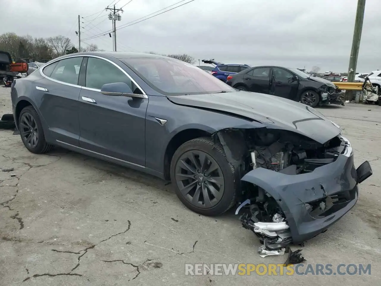 4 fotografías del automóvil dañado 5YJSA1E22LF369714 TESLA MODEL S 2020