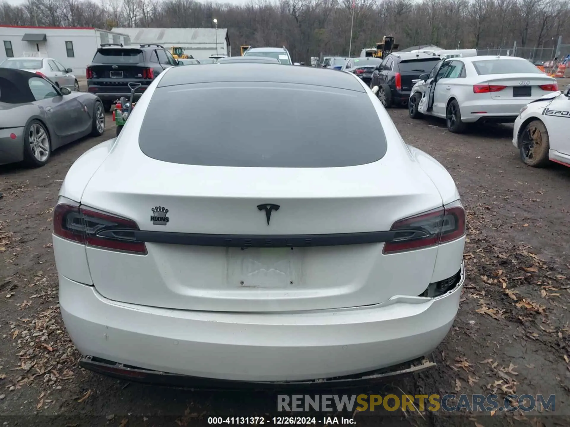 16 fotografías del automóvil dañado 5YJSA1E23LF389065 TESLA MODEL S 2020