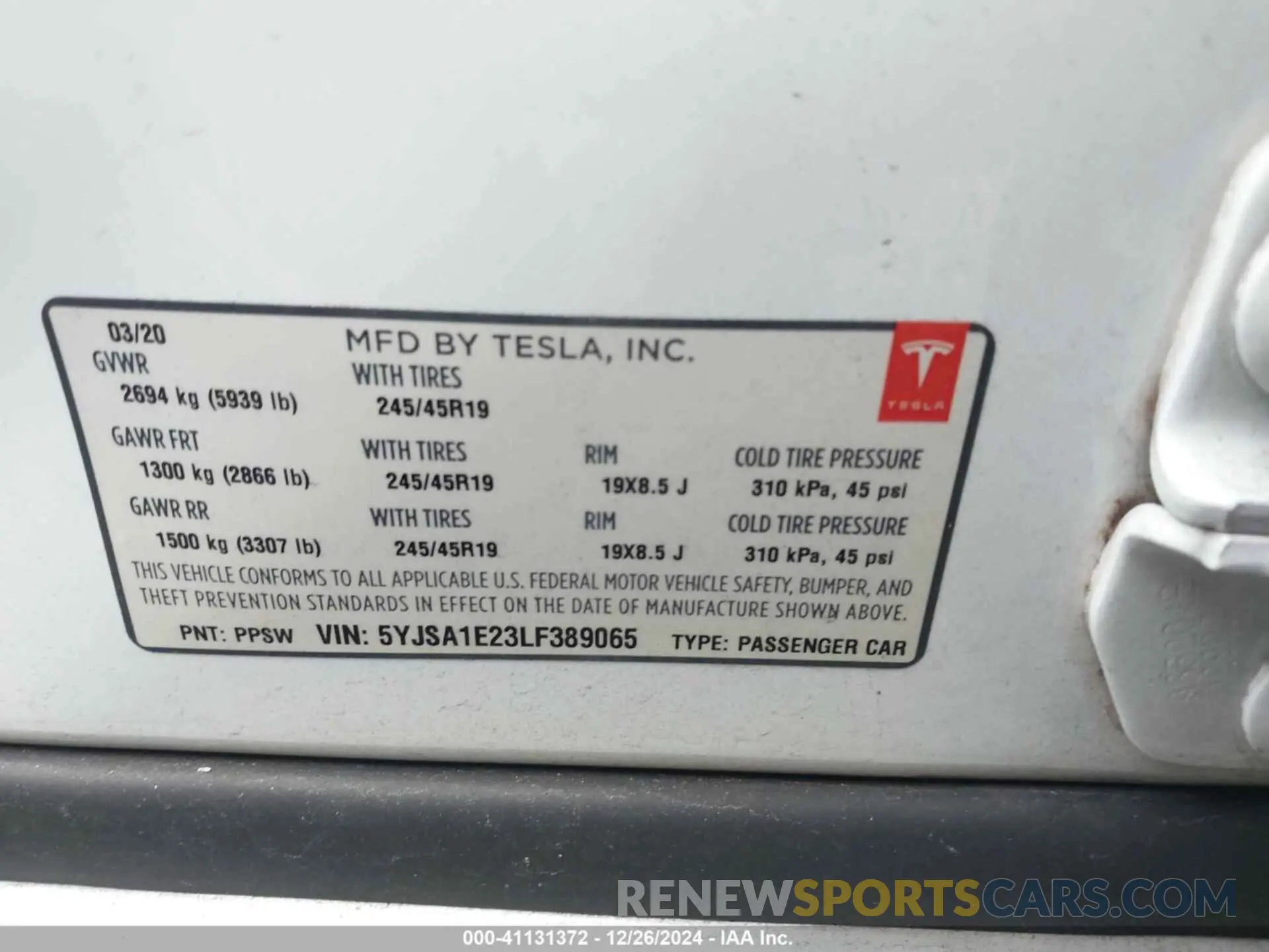9 fotografías del automóvil dañado 5YJSA1E23LF389065 TESLA MODEL S 2020