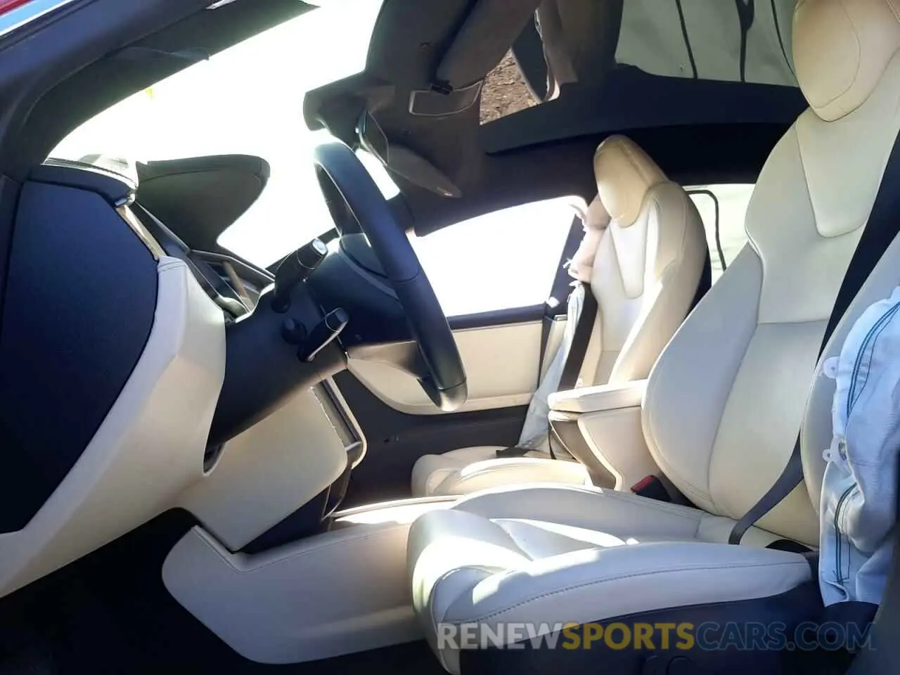 5 fotografías del automóvil dañado 5YJSA1E23LF401148 TESLA MODEL S 2020