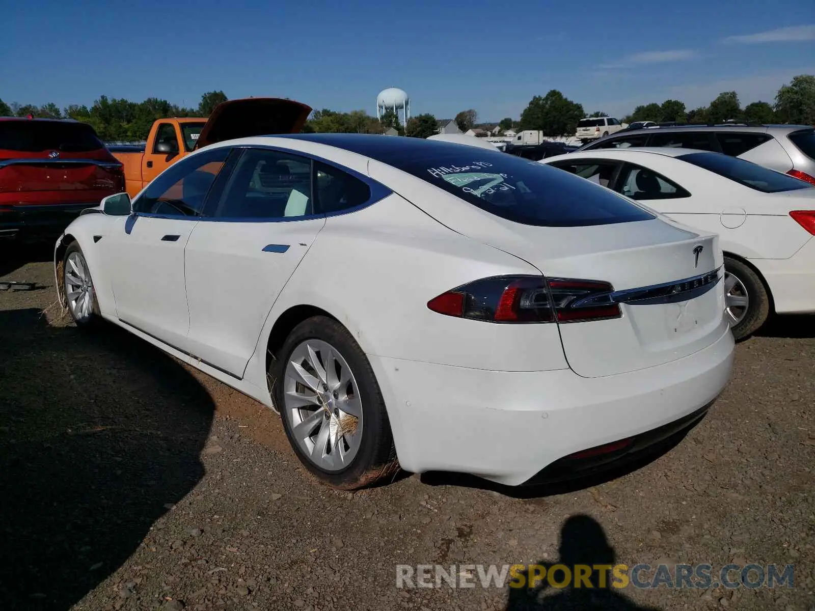 3 fotografías del automóvil dañado 5YJSA1E24LF356737 TESLA MODEL S 2020