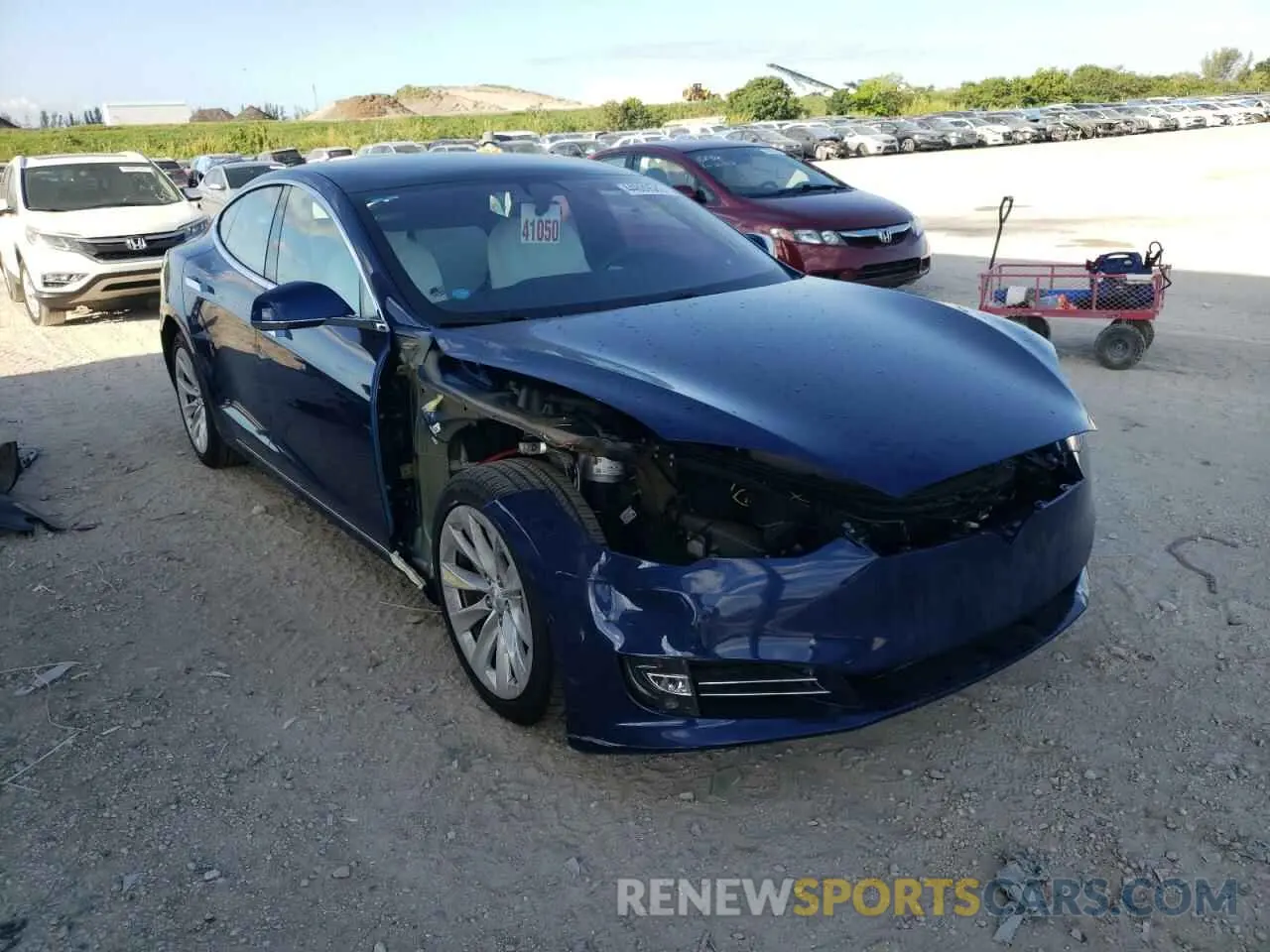 1 fotografías del automóvil dañado 5YJSA1E24LF363915 TESLA MODEL S 2020