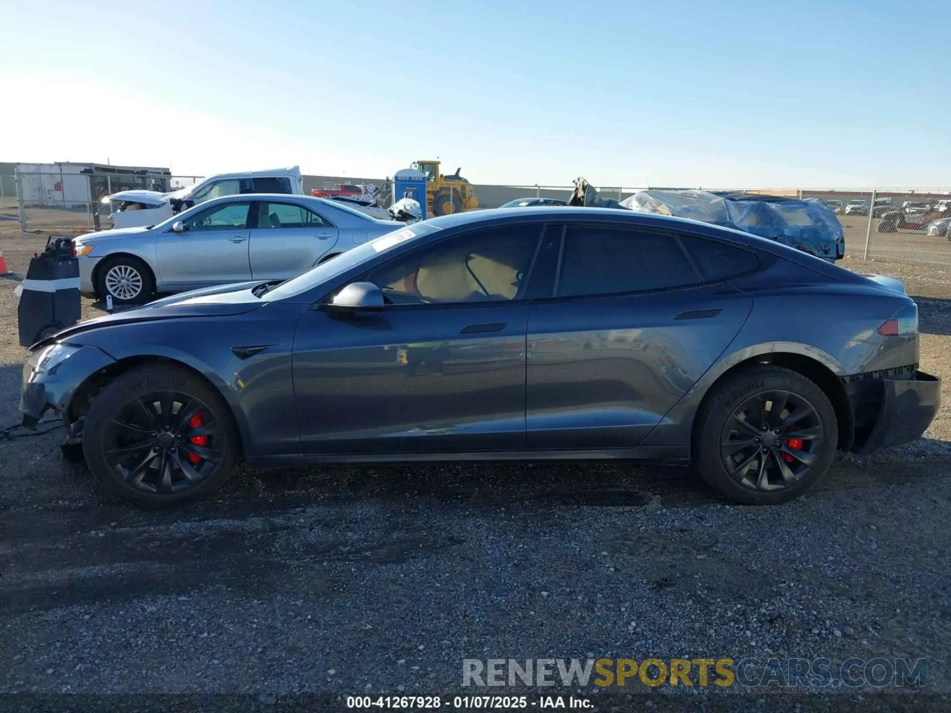 14 fotografías del automóvil dañado 5YJSA1E26LF355573 TESLA MODEL S 2020