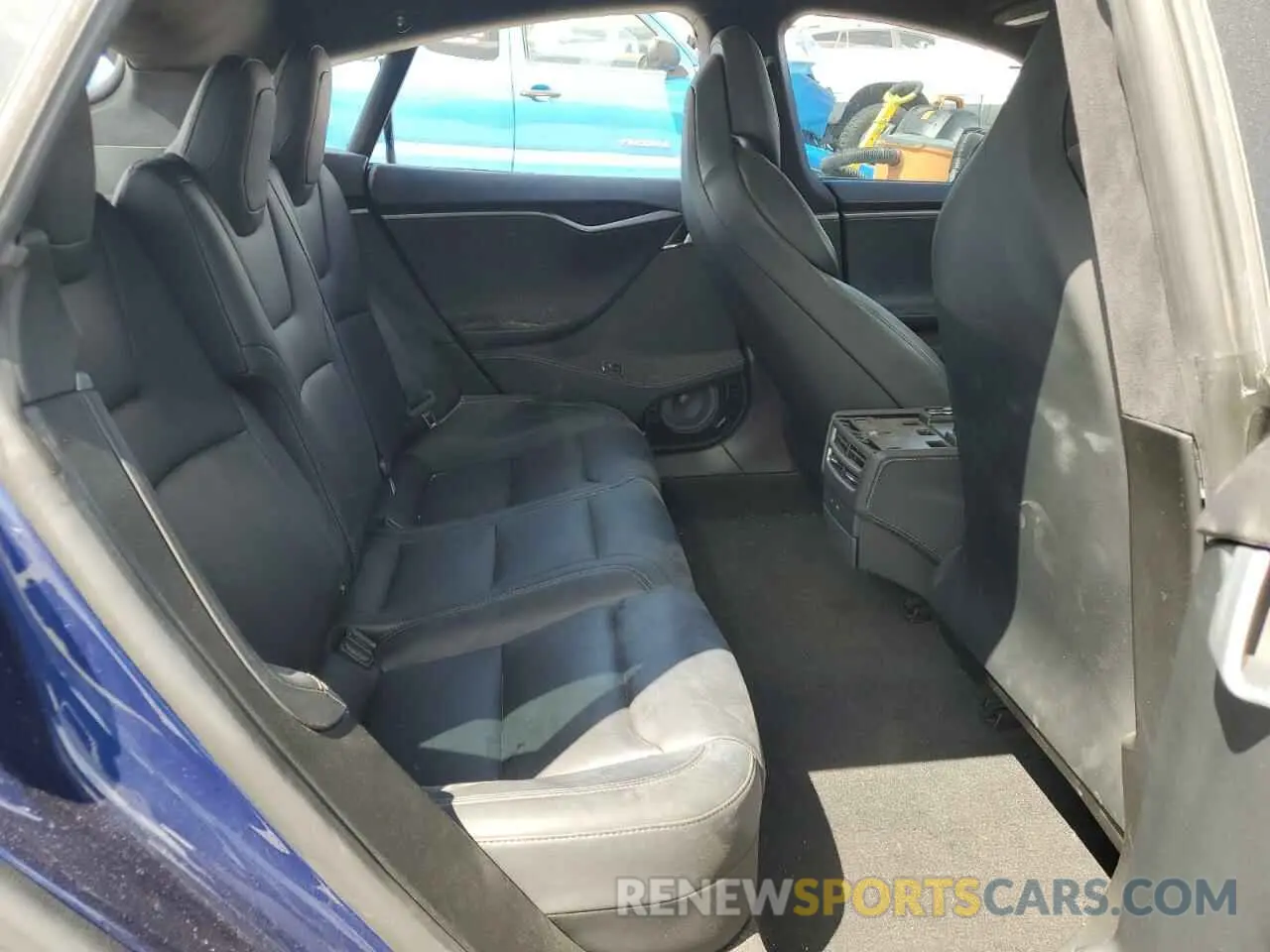 10 fotografías del automóvil dañado 5YJSA1E2XLF354135 TESLA MODEL S 2020