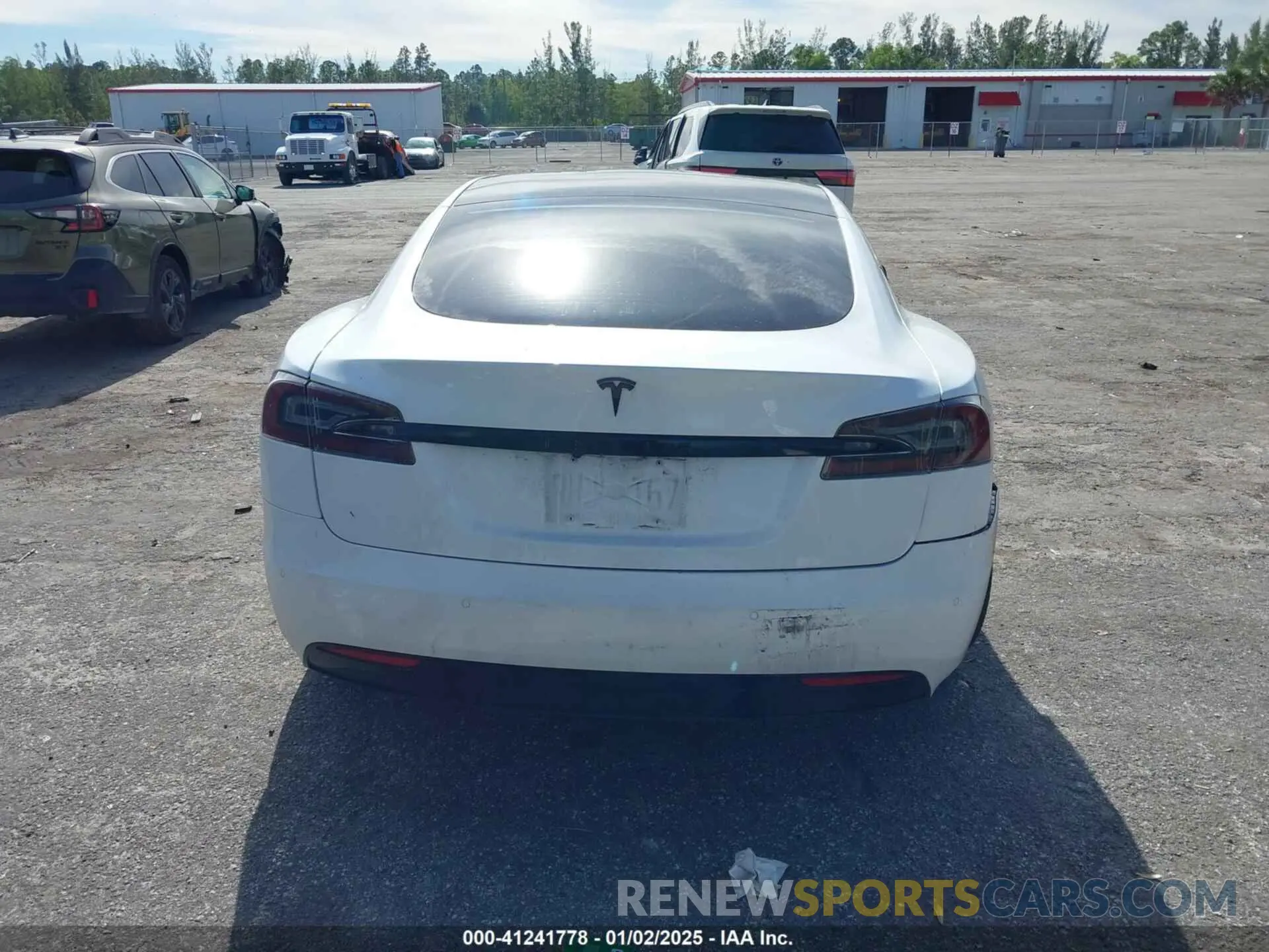 15 fotografías del automóvil dañado 5YJSA1E2XLF360260 TESLA MODEL S 2020
