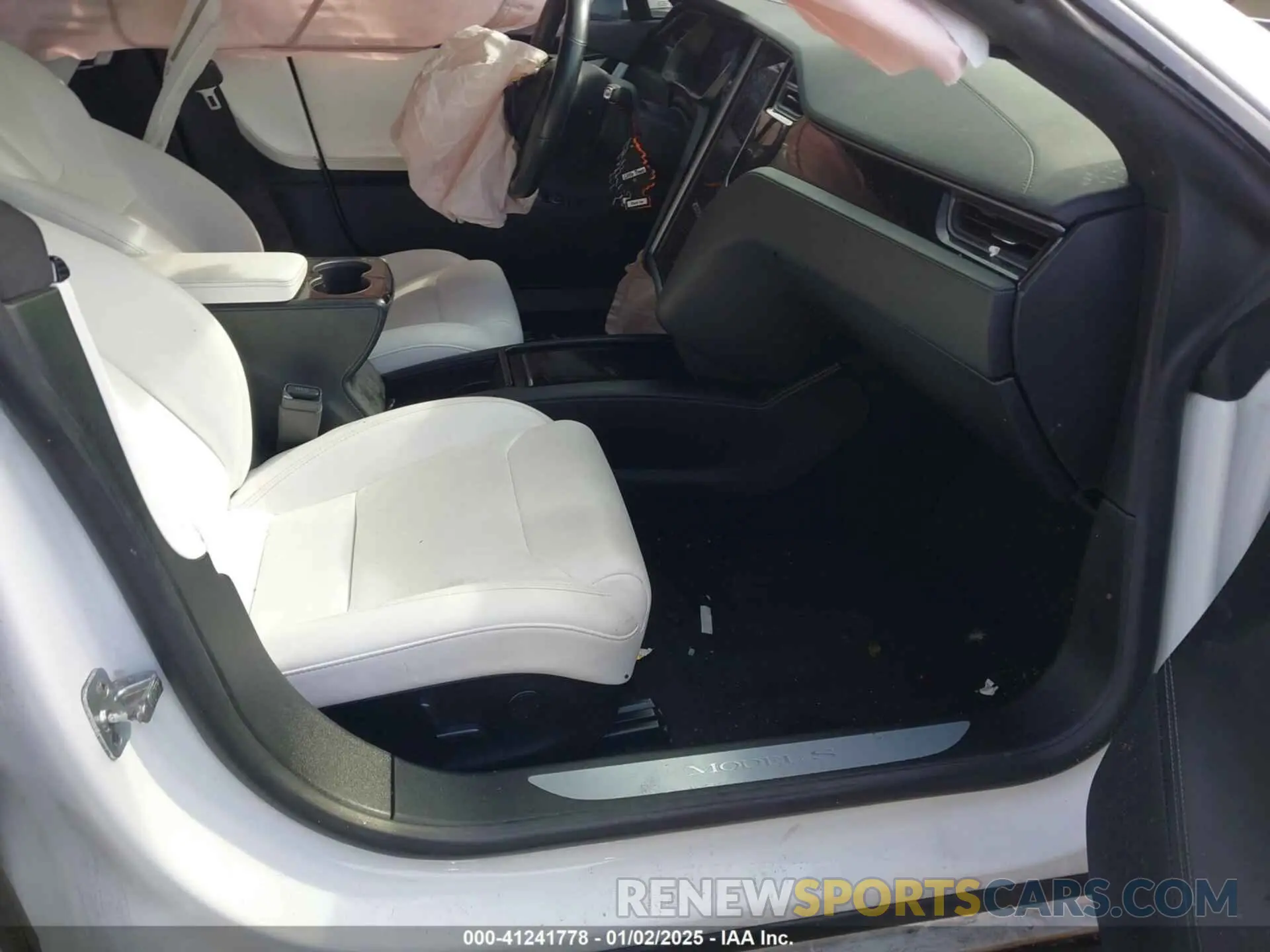 5 fotografías del automóvil dañado 5YJSA1E2XLF360260 TESLA MODEL S 2020