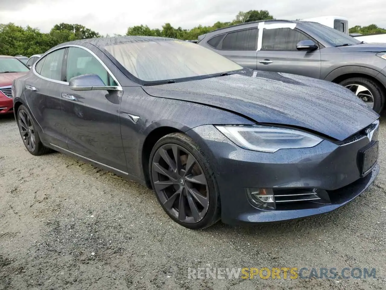 4 fotografías del automóvil dañado 5YJSA1E2XLF413121 TESLA MODEL S 2020