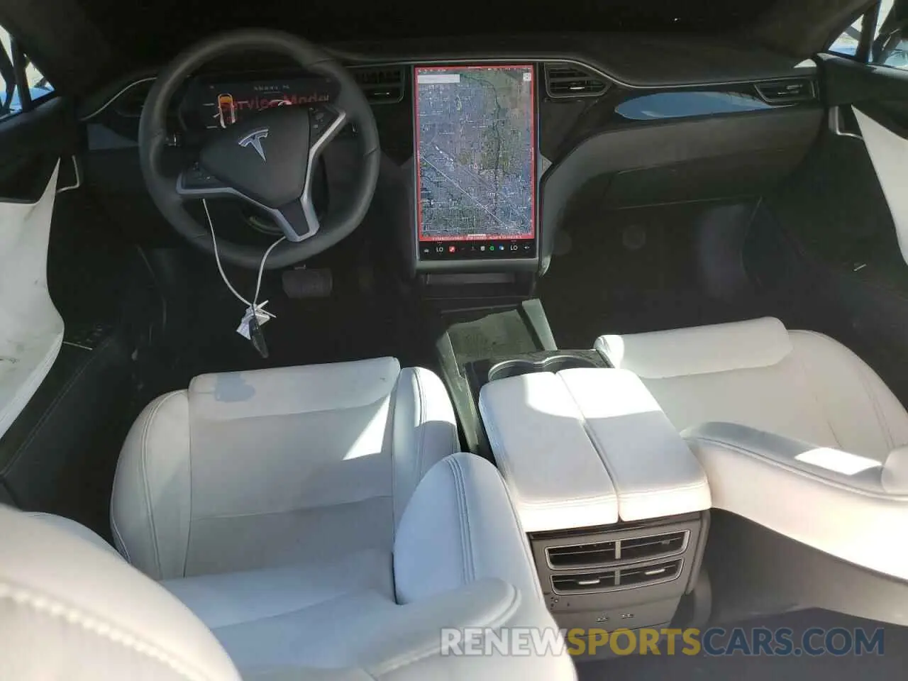 8 fotografías del automóvil dañado 5YJSA1E2XLF415645 TESLA MODEL S 2020