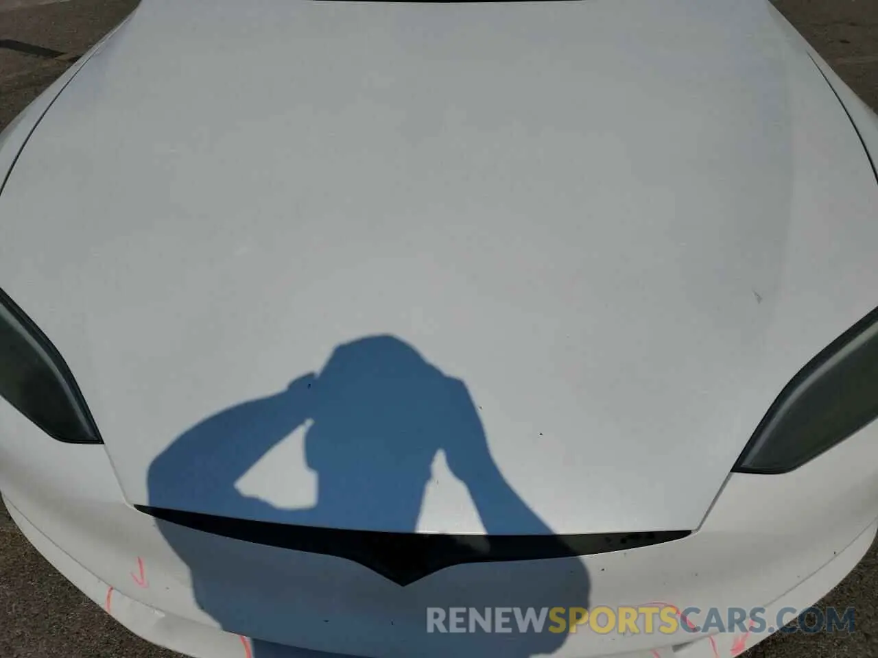 11 fotografías del automóvil dañado 5YJSA1E42LF379600 TESLA MODEL S 2020