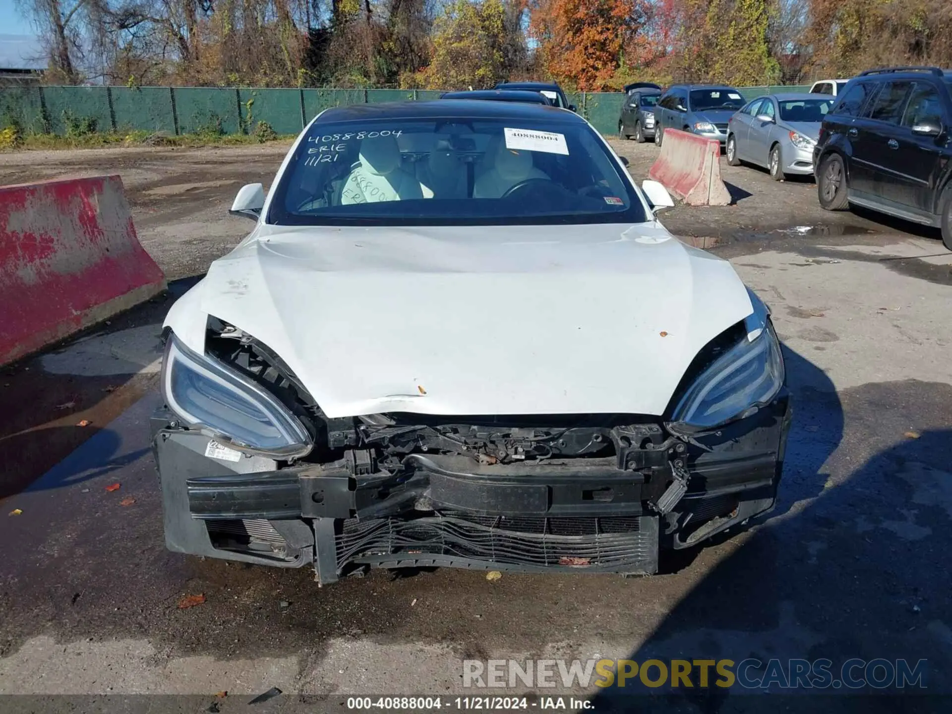 12 fotografías del automóvil dañado 5YJSA1E43LF355354 TESLA MODEL S 2020