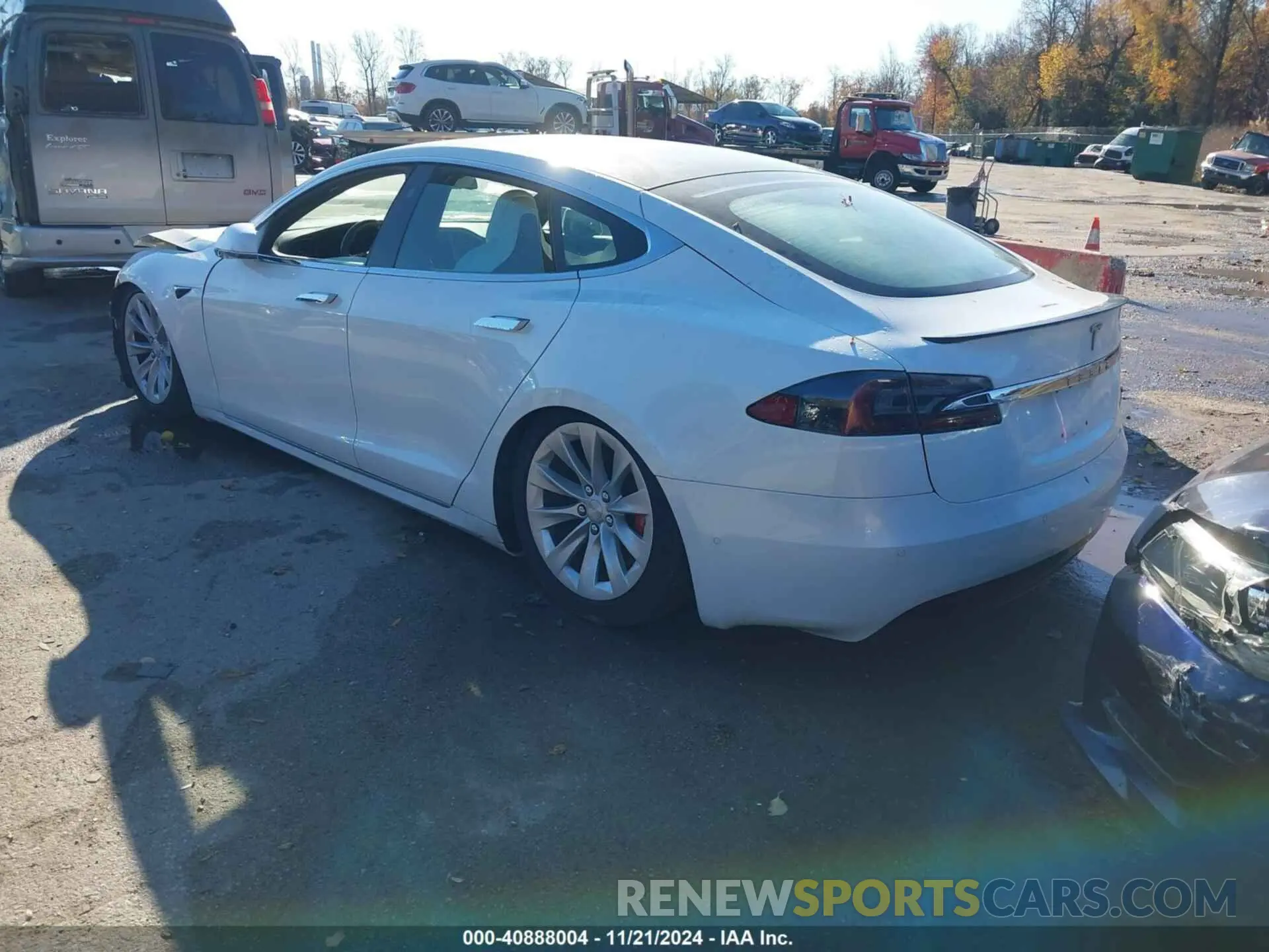 3 fotografías del automóvil dañado 5YJSA1E43LF355354 TESLA MODEL S 2020