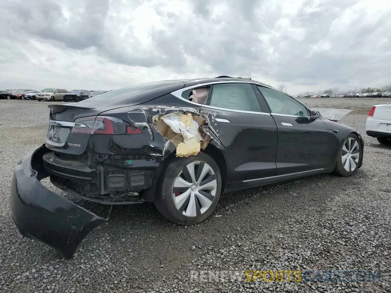 3 fotografías del automóvil dañado 5YJSA1E48LF414933 TESLA MODEL S 2020