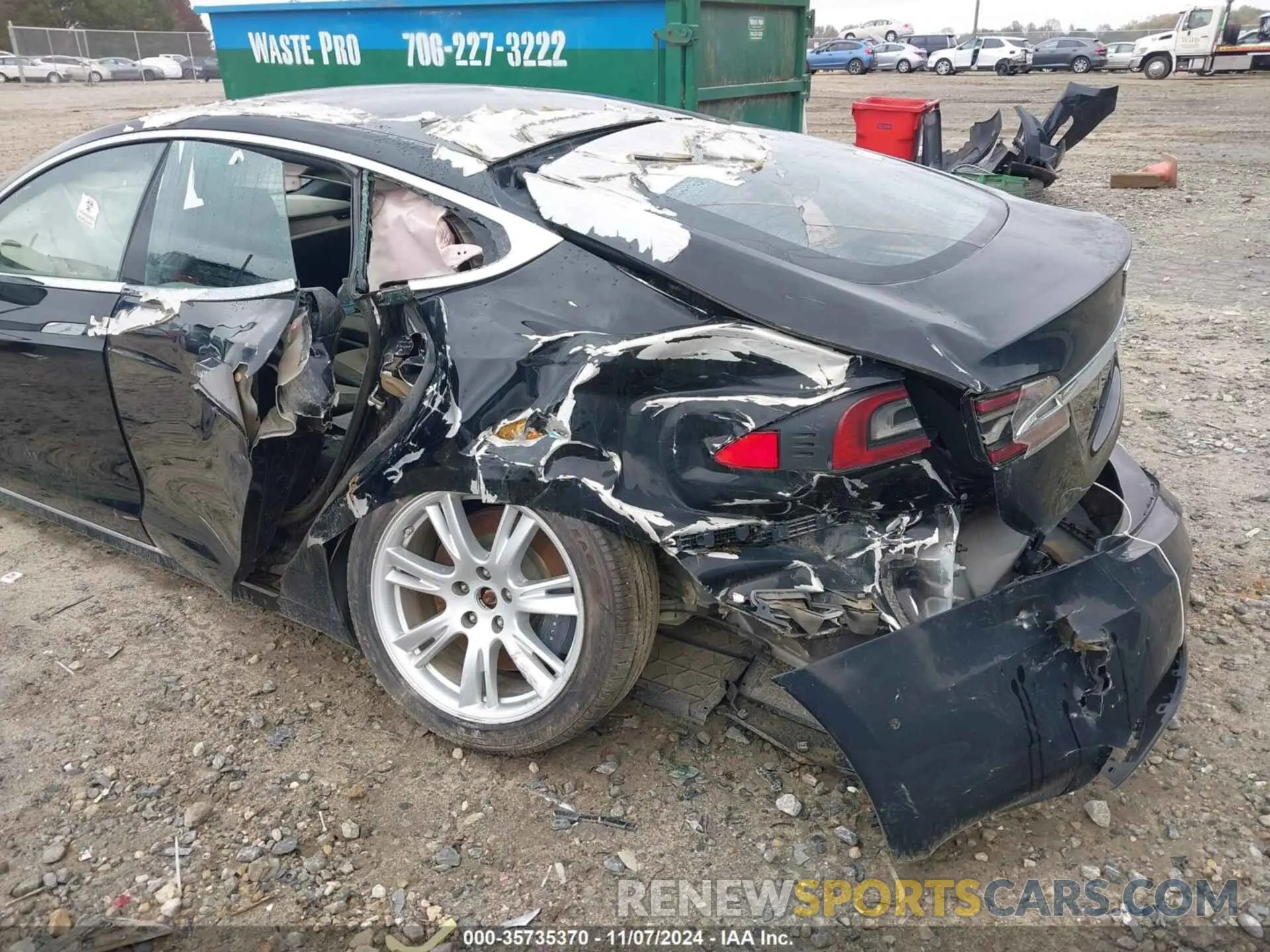 6 fotografías del automóvil dañado 5YJSA1E20MF427742 TESLA MODEL S 2021