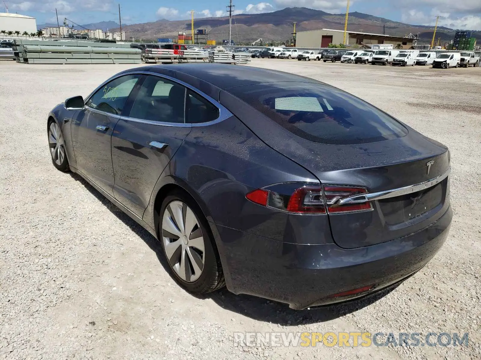 3 fotografías del automóvil dañado 5YJSA1E22MF425359 TESLA MODEL S 2021