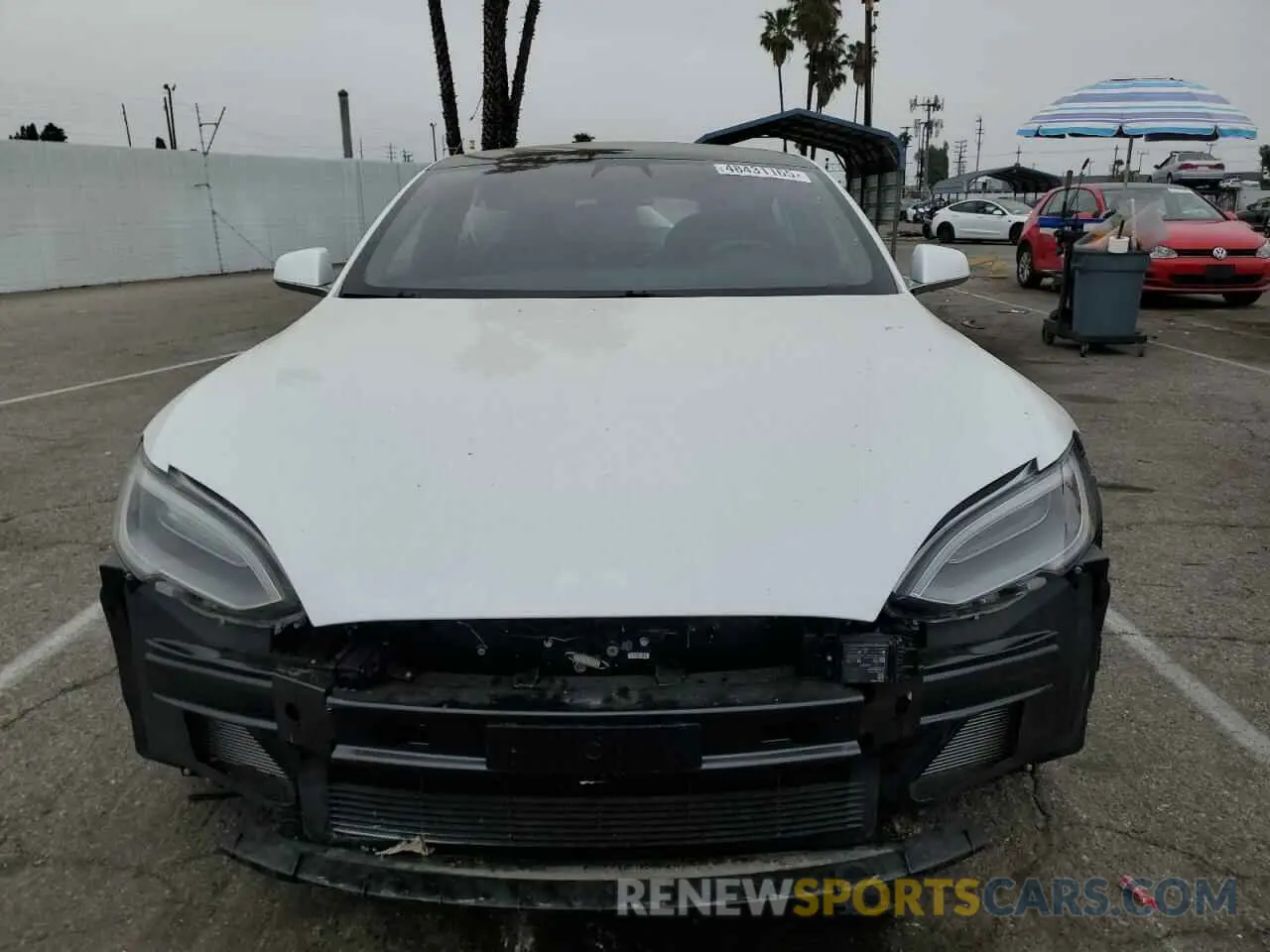 5 fotografías del automóvil dañado 5YJSA1E24MF427775 TESLA MODEL S 2021