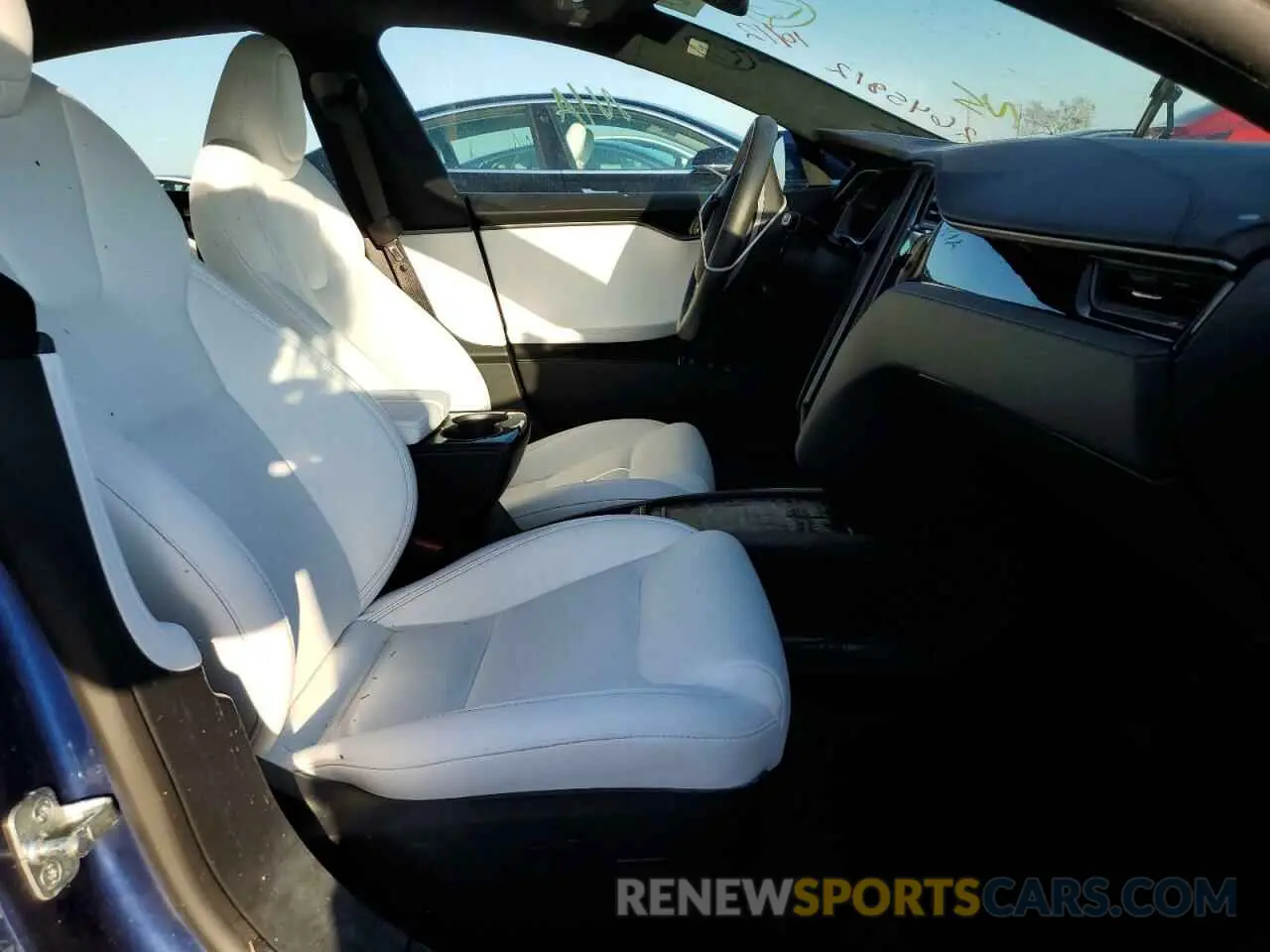 5 fotografías del automóvil dañado 5YJSA1E25MF419135 TESLA MODEL S 2021