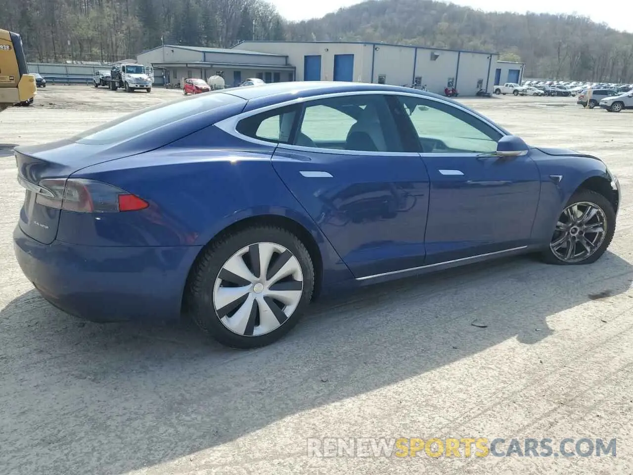 3 fotografías del automóvil dañado 5YJSA1E26MF426210 TESLA MODEL S 2021