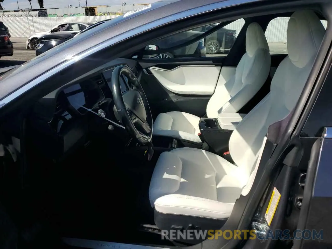 7 fotografías del automóvil dañado 5YJSA1E28MF425611 TESLA MODEL S 2021