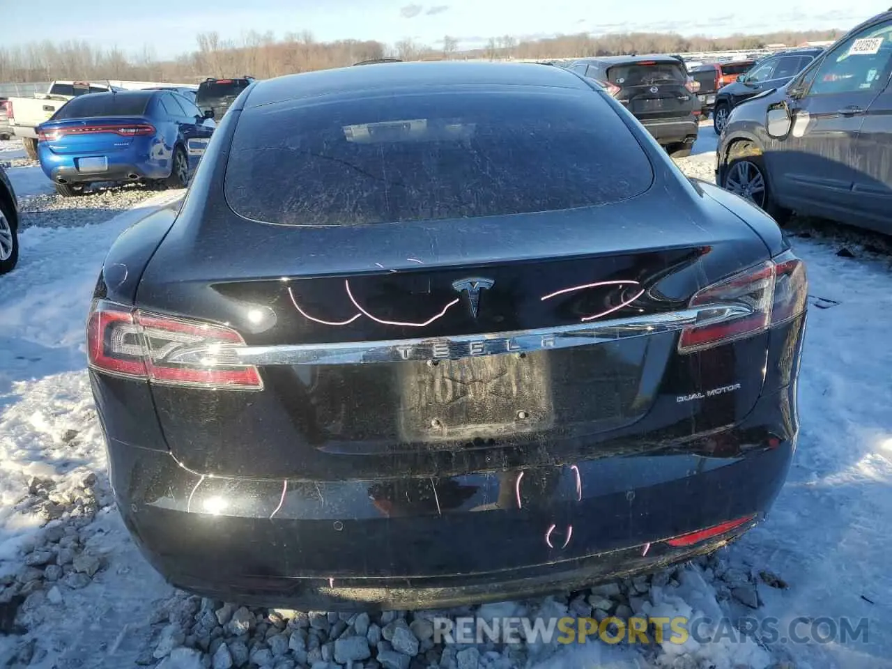 6 fotografías del automóvil dañado 5YJSA1E2XMF426825 TESLA MODEL S 2021
