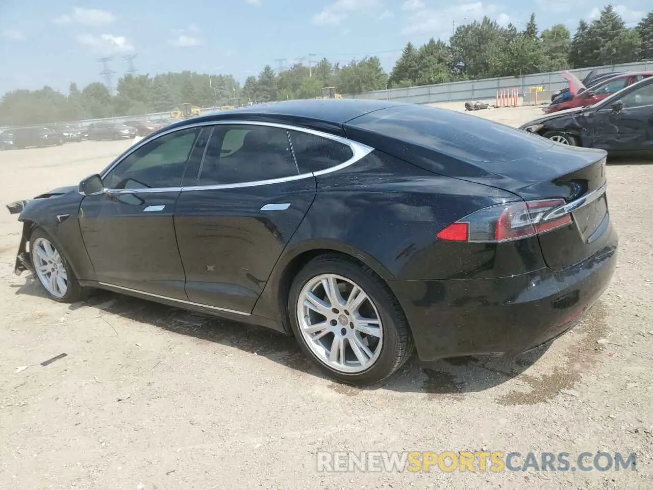 2 fotografías del automóvil dañado 5YJSA1E2XMF426999 TESLA MODEL S 2021