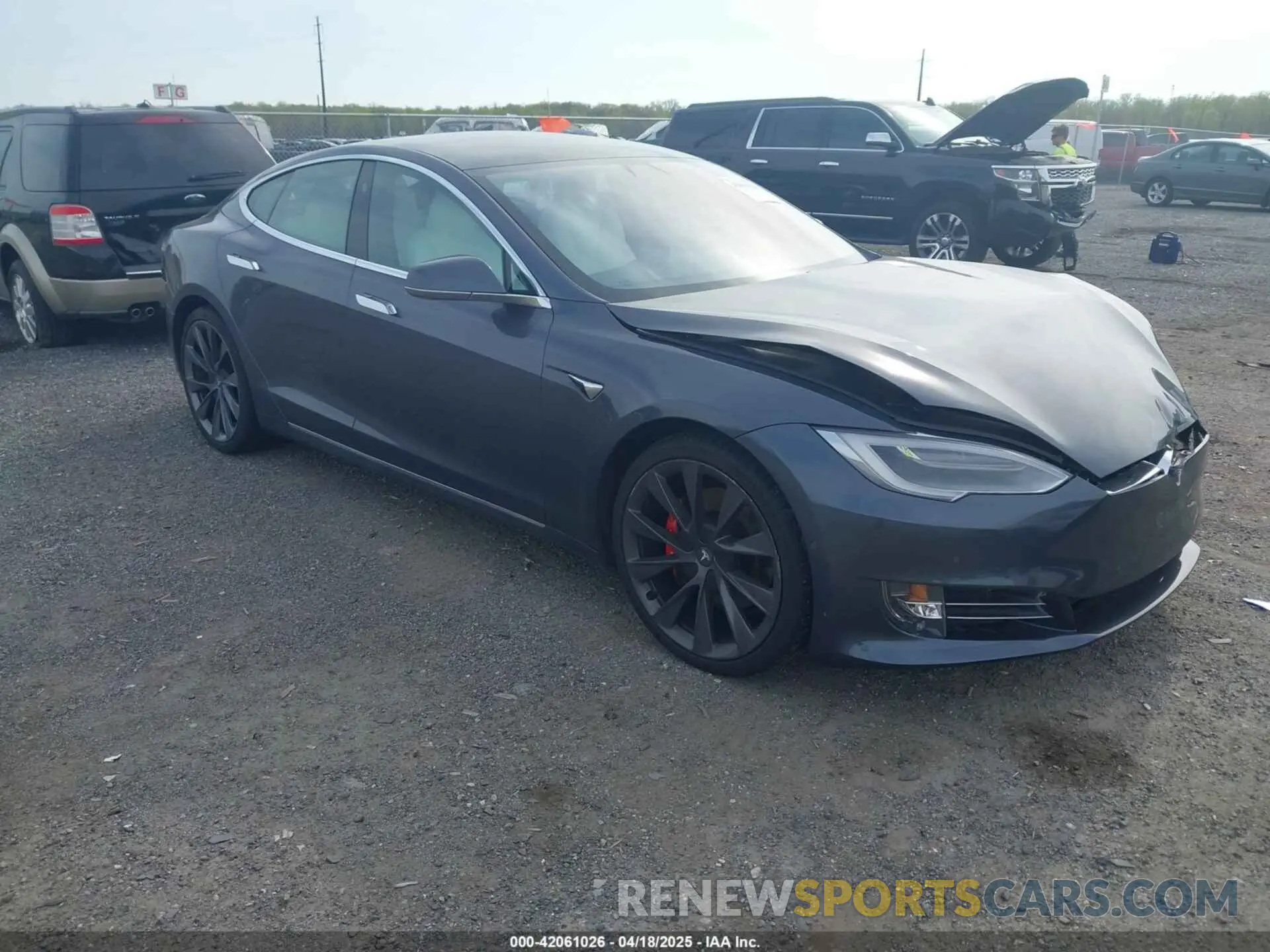 1 fotografías del automóvil dañado 5YJSA1E46MF427813 TESLA MODEL S 2021