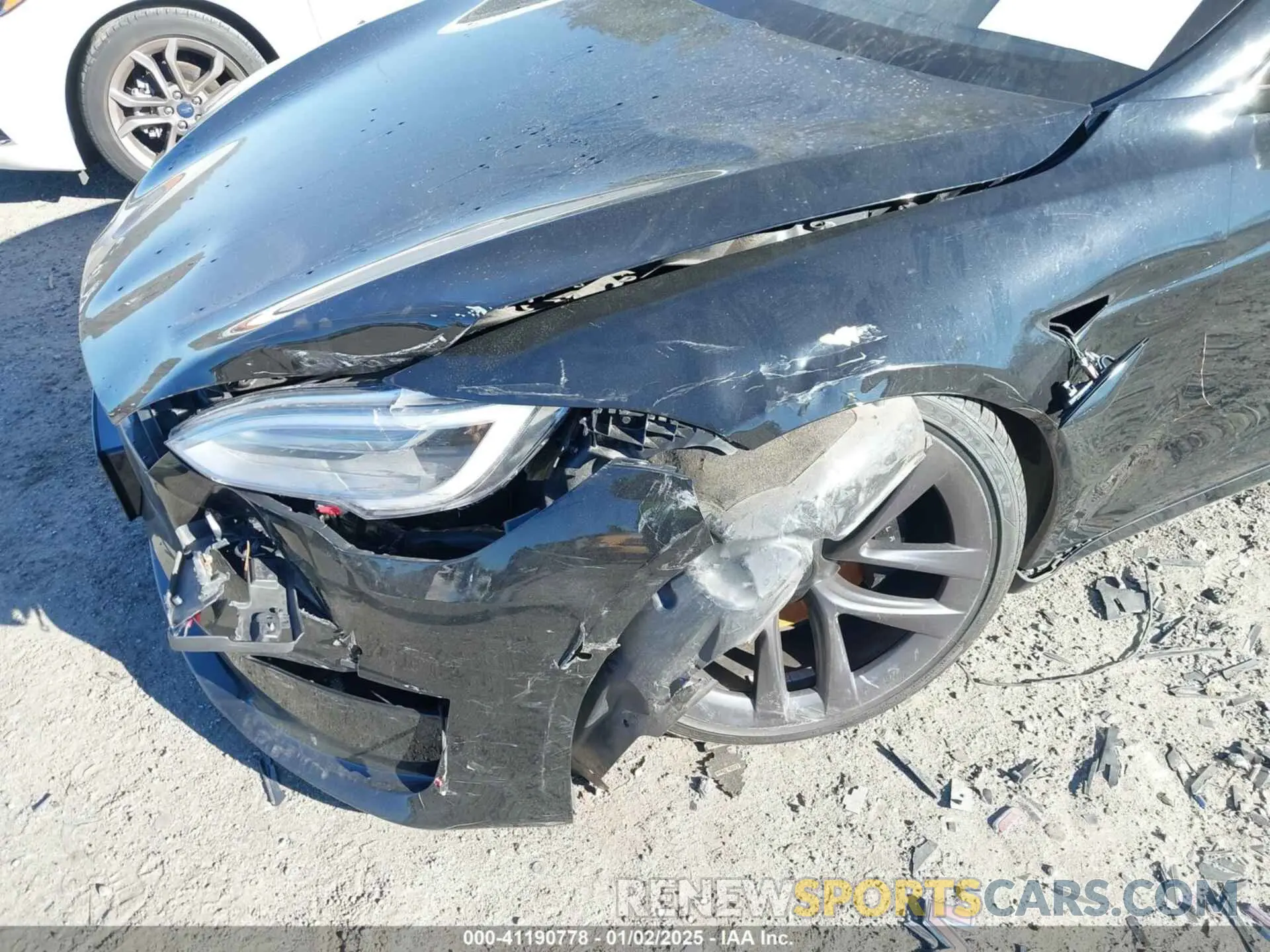 6 fotografías del automóvil dañado 5YJSA1E50MF438864 TESLA MODEL S 2021