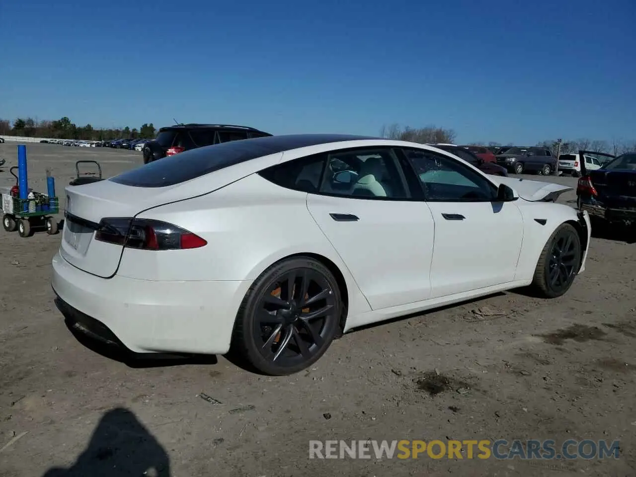 3 fotografías del automóvil dañado 5YJSA1E50MF452683 TESLA MODEL S 2021