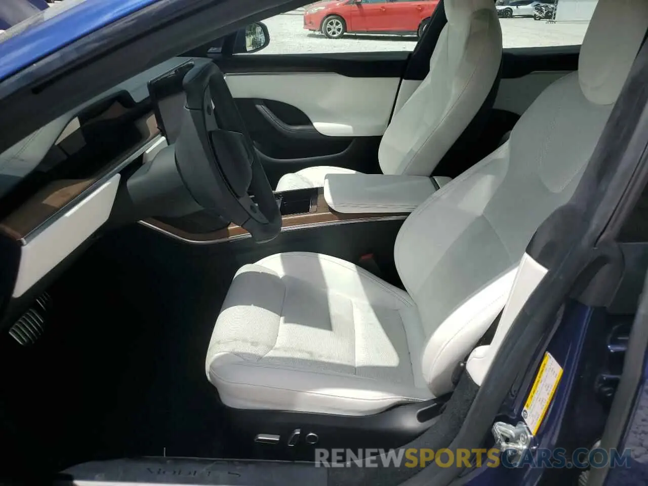 7 fotografías del automóvil dañado 5YJSA1E50MF452893 TESLA MODEL S 2021