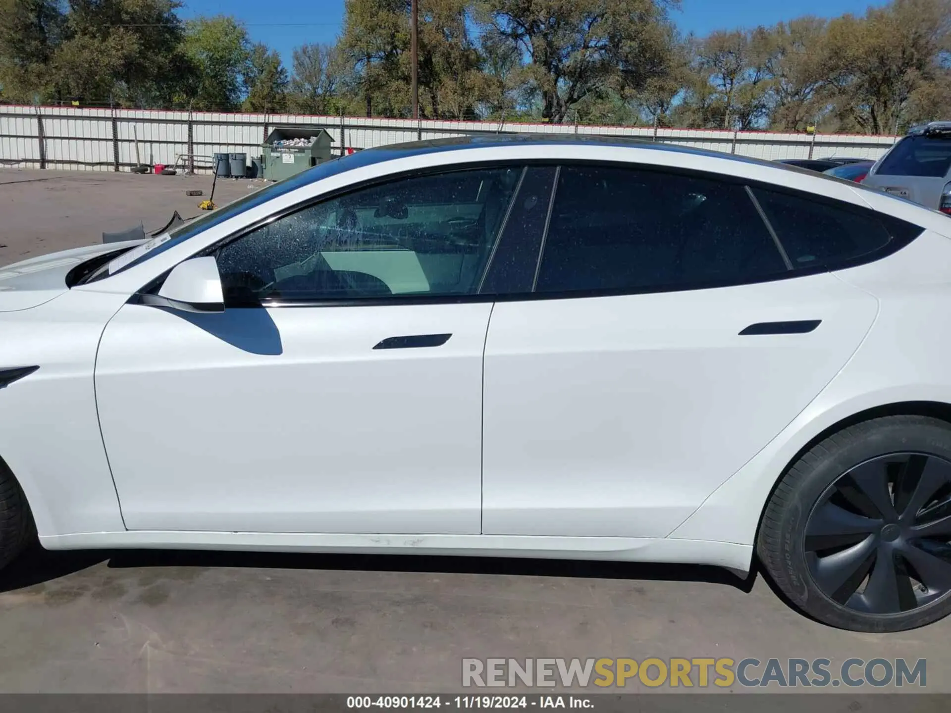 14 fotografías del automóvil dañado 5YJSA1E50MF455521 TESLA MODEL S 2021